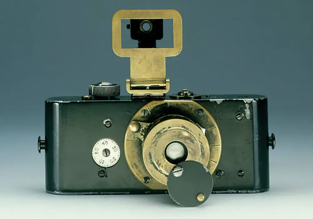 Kto wynalazł aparat fotograficzny? Niezwykła historia jego twórcy