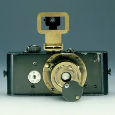 Kto wynalazł aparat fotograficzny? Niezwykła historia jego twórcy