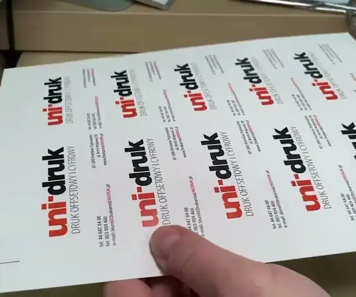 Jak drukować wizytówki: proste kroki do profesjonalnego efektu